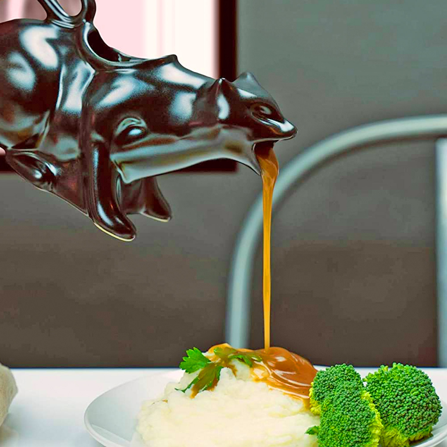 Puking Cat Gravy Boat product image